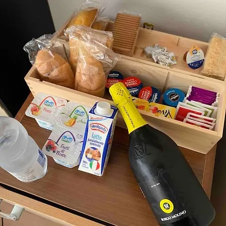 Ellen's Apartment:little Near Portanuova * Turin